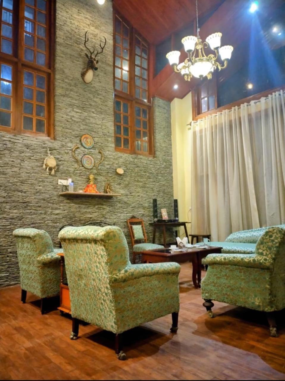 Regenta Inn By Riverside Manali Εξωτερικό φωτογραφία