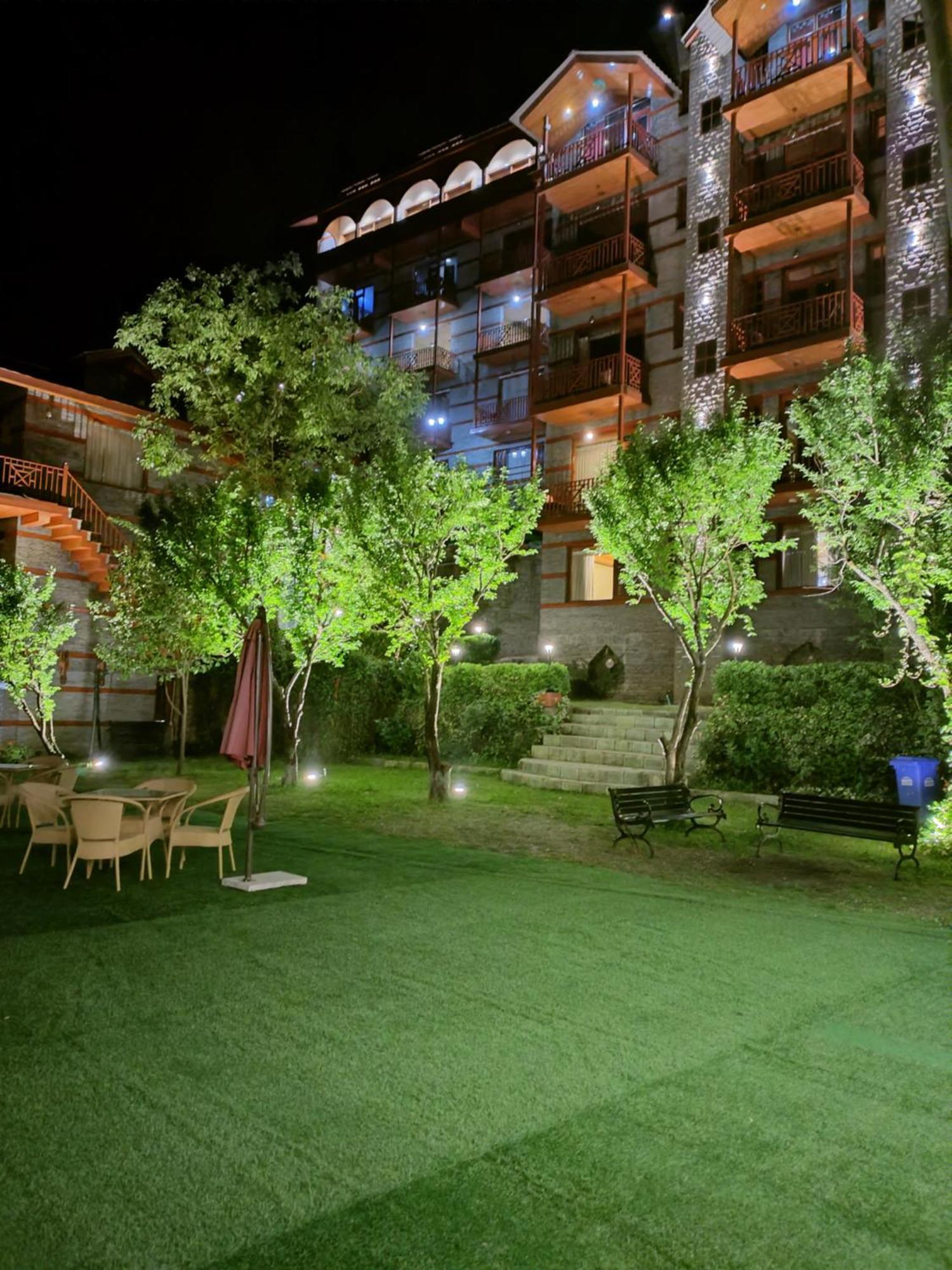 Regenta Inn By Riverside Manali Εξωτερικό φωτογραφία