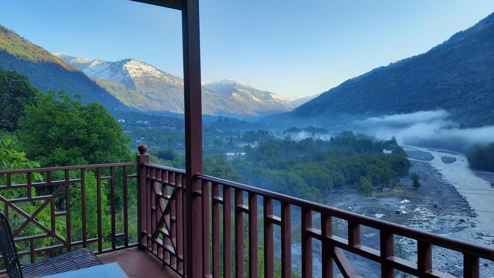 Regenta Inn By Riverside Manali Εξωτερικό φωτογραφία